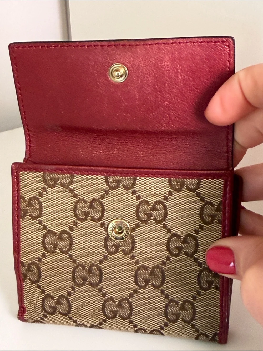 Vintage Gucci Brown GG Canvas Wallet with Burgundy Trim and Gold Heart - Picture 8 of 13